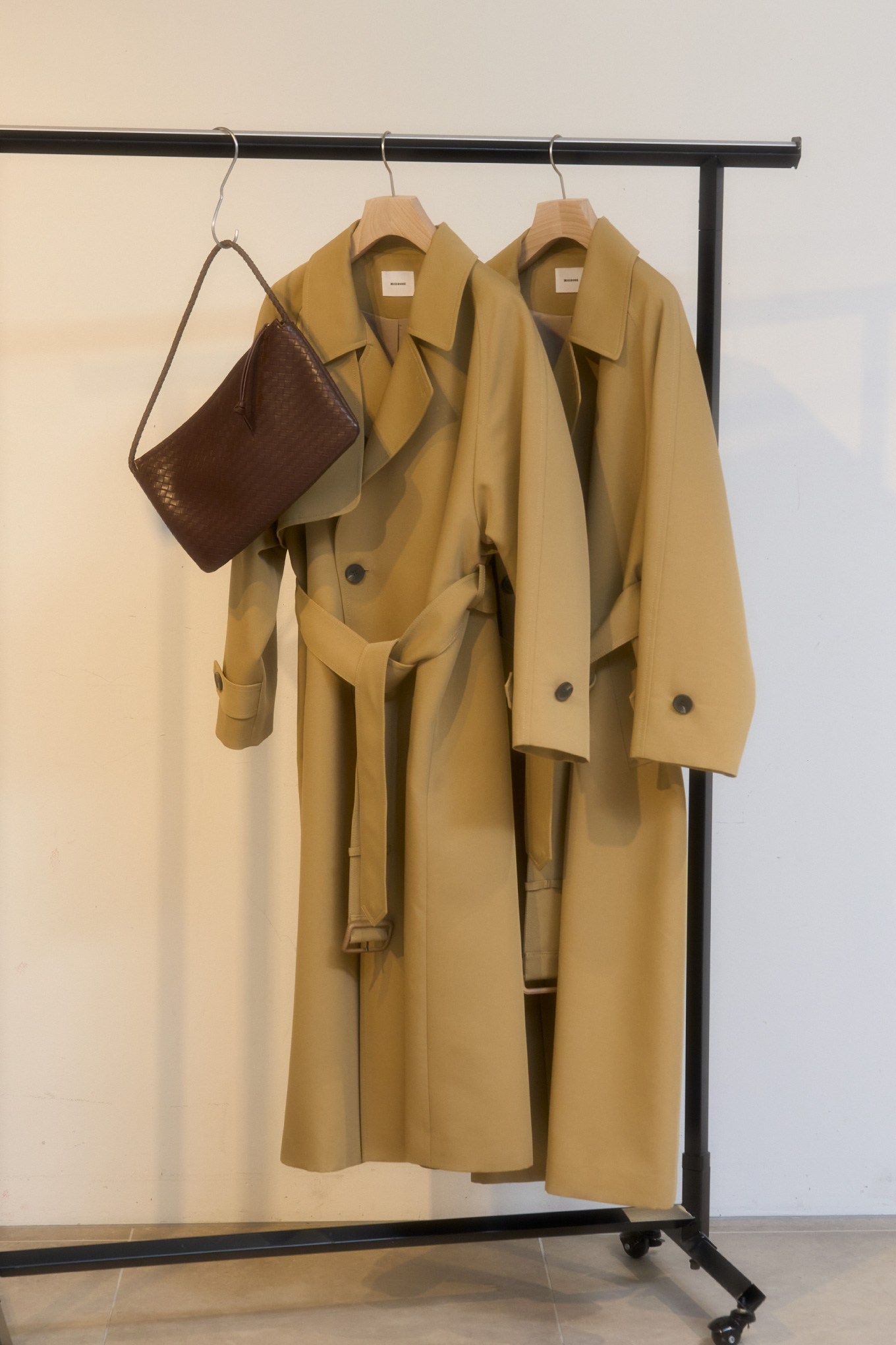 REVIVAL ITEM SUSTAINABLE TRENCH COAT