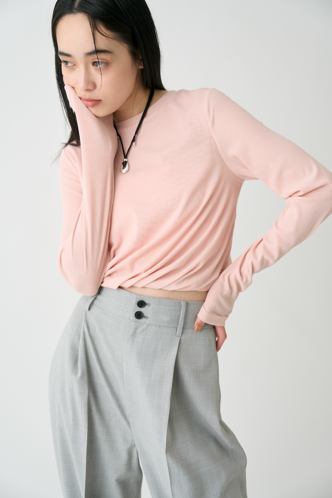 2025 SPRING COLLECTION LOOK BOOK VOL.05 >VIEW