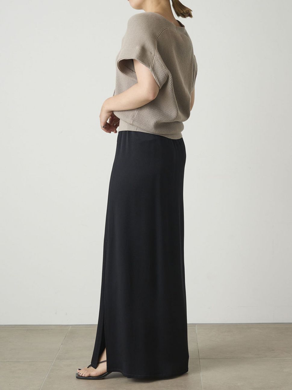 Washable V-neck vest