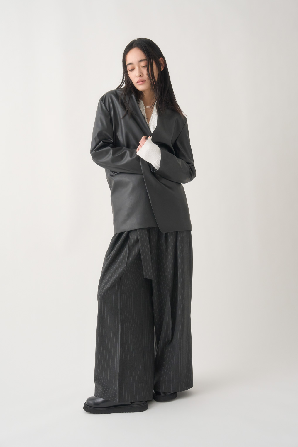 2025 SPRING COLLECTION LOOK BOOK VOL.01