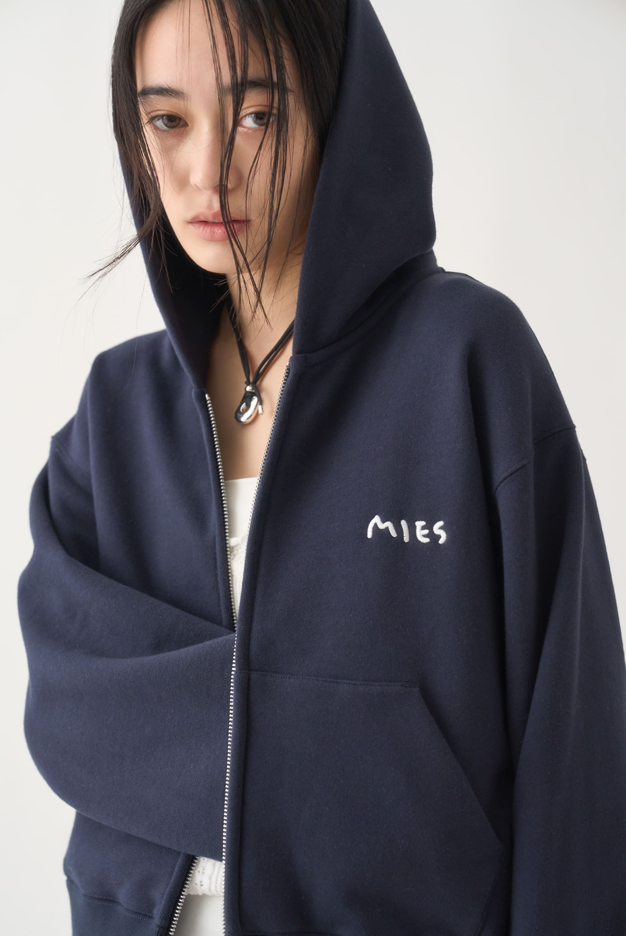 2025 SPRING COLLECTION LOOK BOOK VOL.01