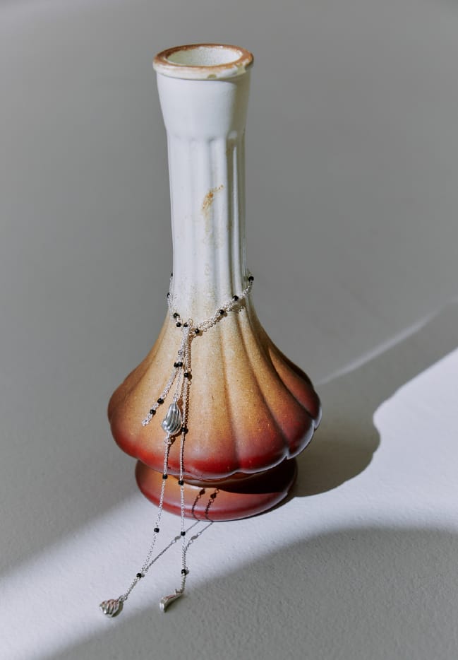 shell drip necklace