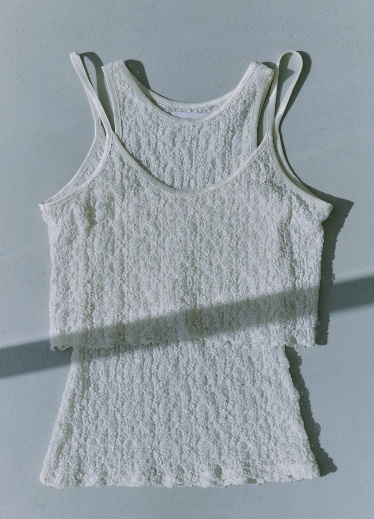 レースレイヤードカットTOPS