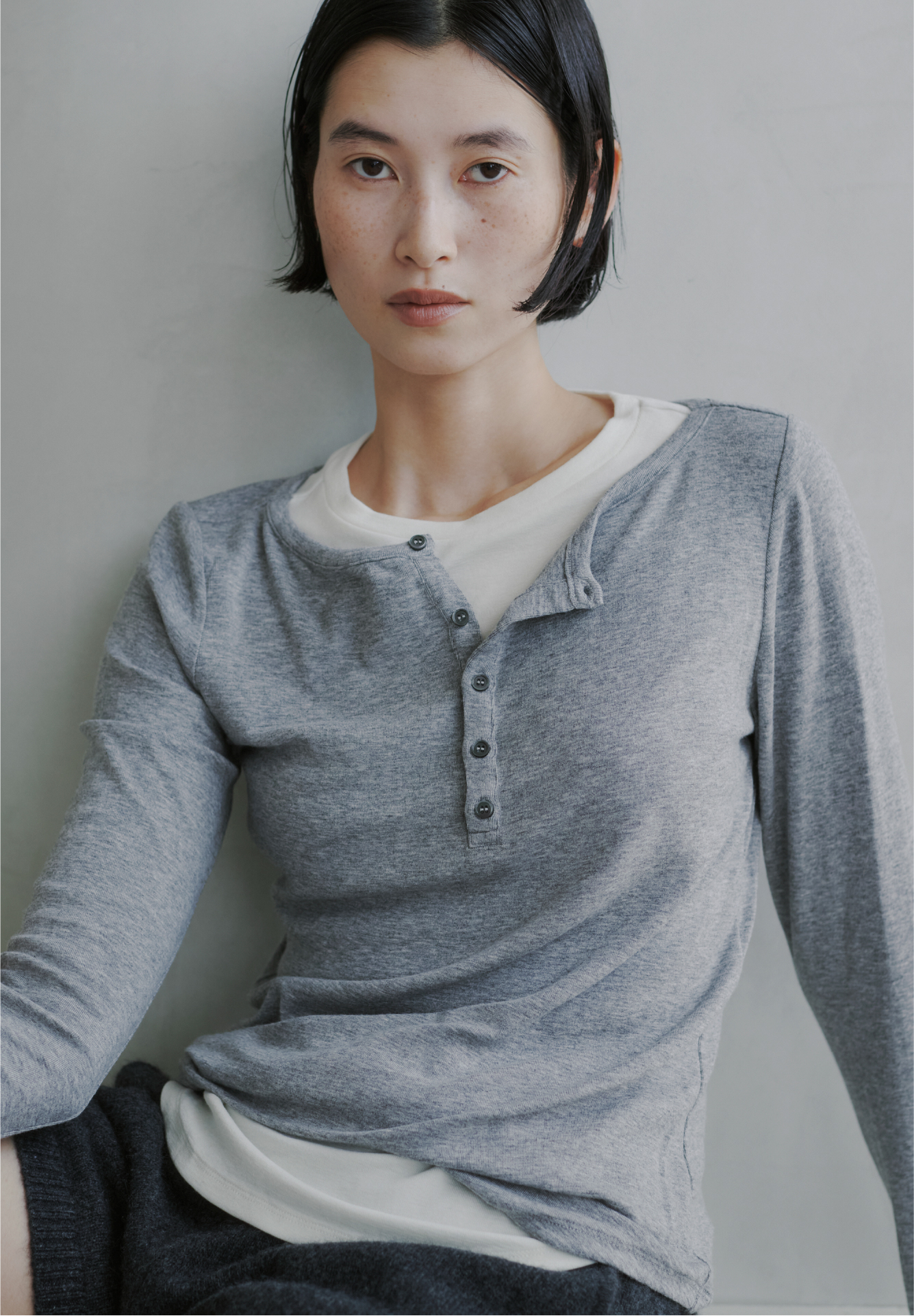 OUTER TOPS PANTS着用モデルの画像