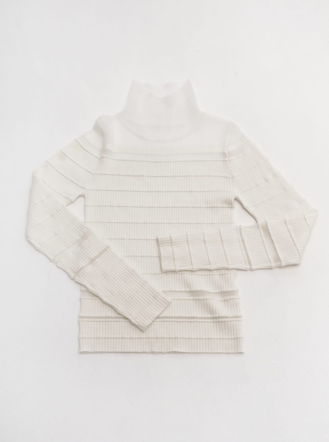 SHEER BORDER KNITの画像