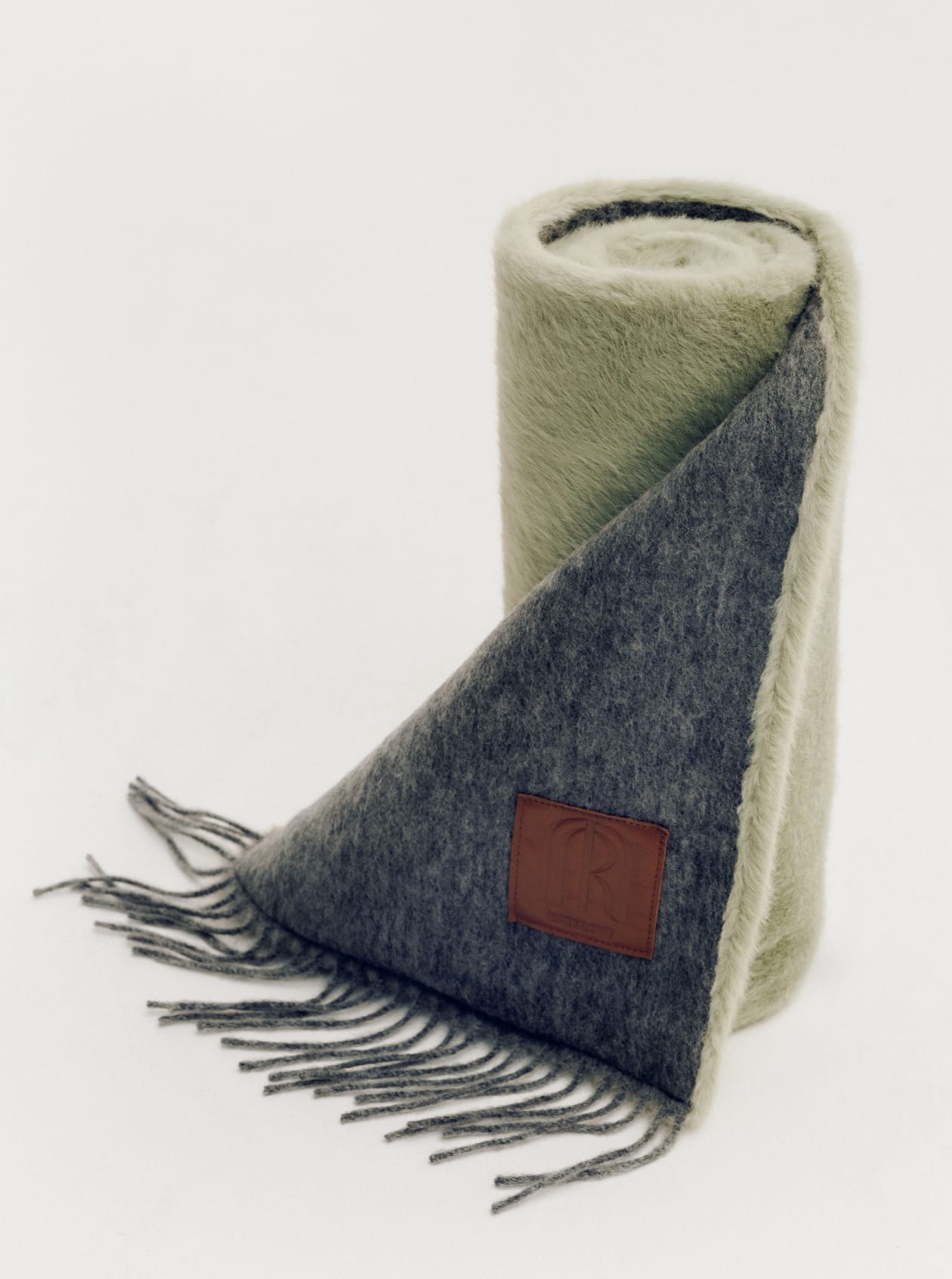 FUR COMBINATION STOLEの画像