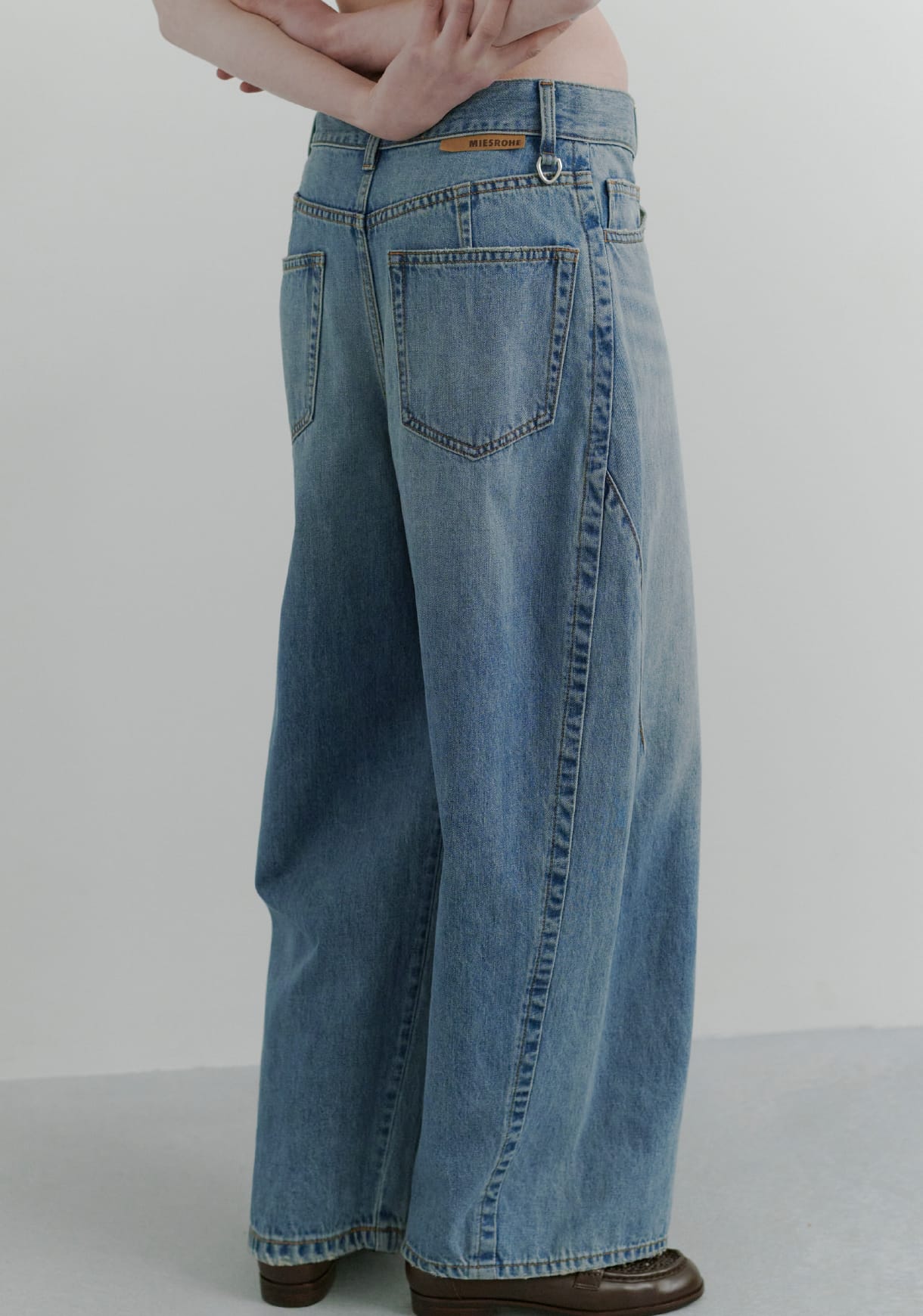 ミドルカットデニムジャケット